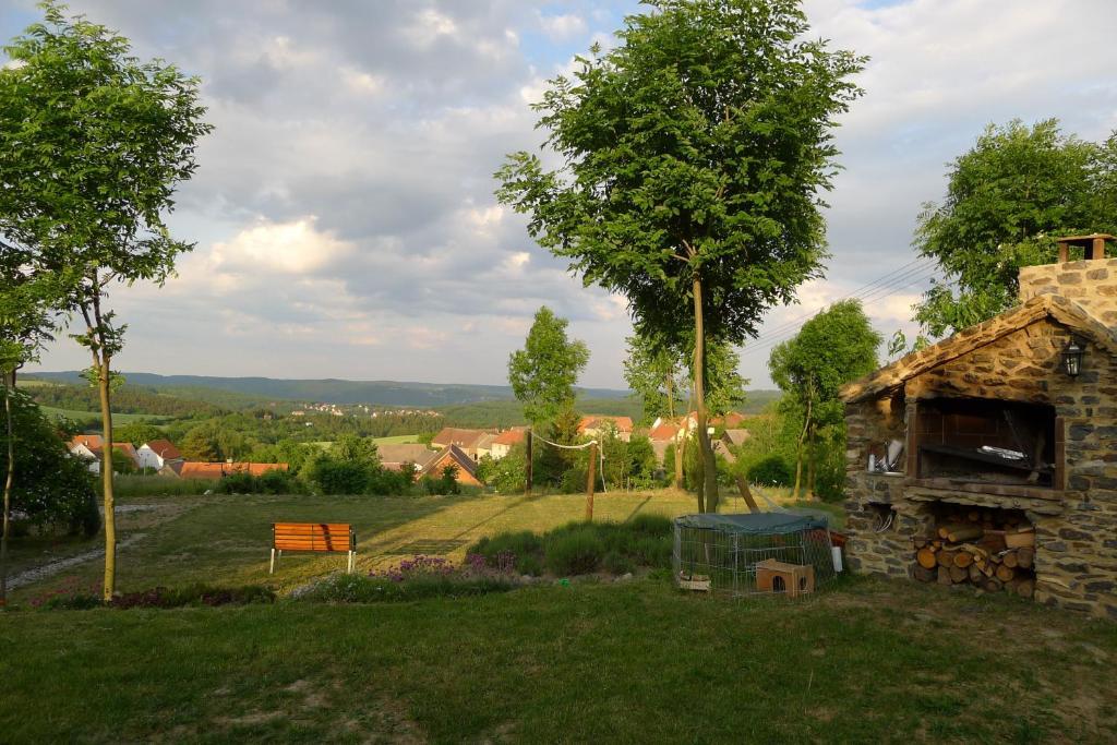 Křivoklát Orli Hnizdo At Chateau Novak المظهر الخارجي الصورة